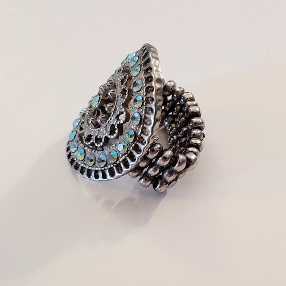 Statement Ring - Picture 12 of 12